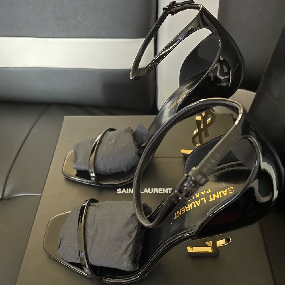Black Opyum Patent Leather YSL Sandals Size 40 (10) Excellent Condition